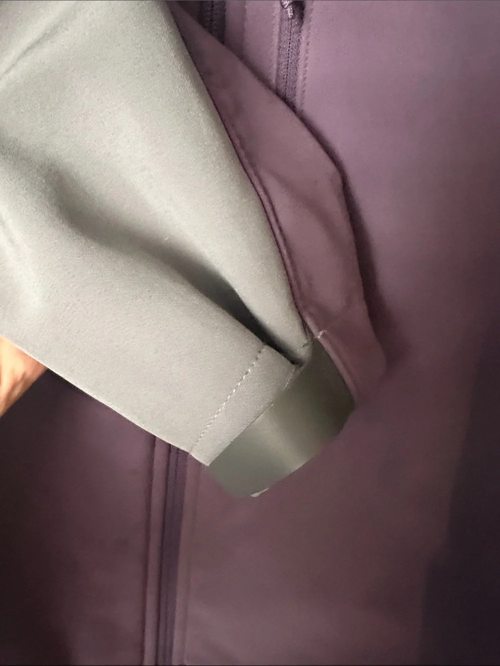 The North Face Men's Two-Tone Purple and Light Gray Softshell Jacket XXL